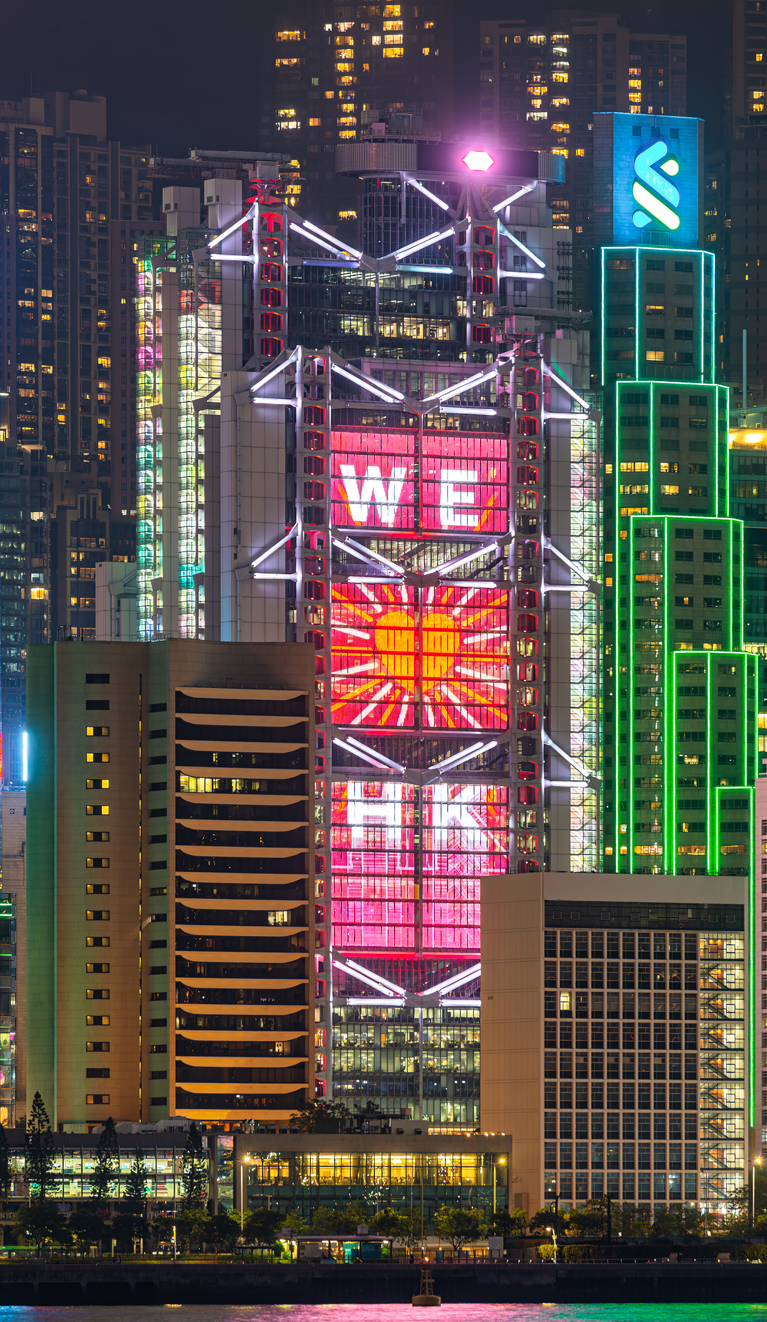 HSBC Headquarters, Hong Kong - View across Victoria Harbour. © Mathias Beinling